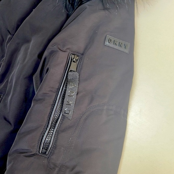 DKNY Women's Full Zip Hooded Black Down Coat Size XS - Picture 5 of 7